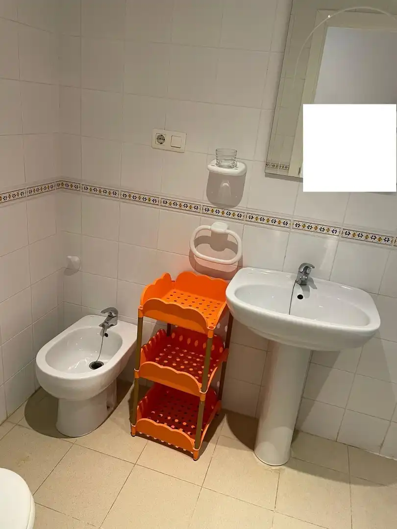 Bany de Apartament en venda en Chiclana de la Frontera amb Jardí privat, Terrassa i Piscina comunitària
