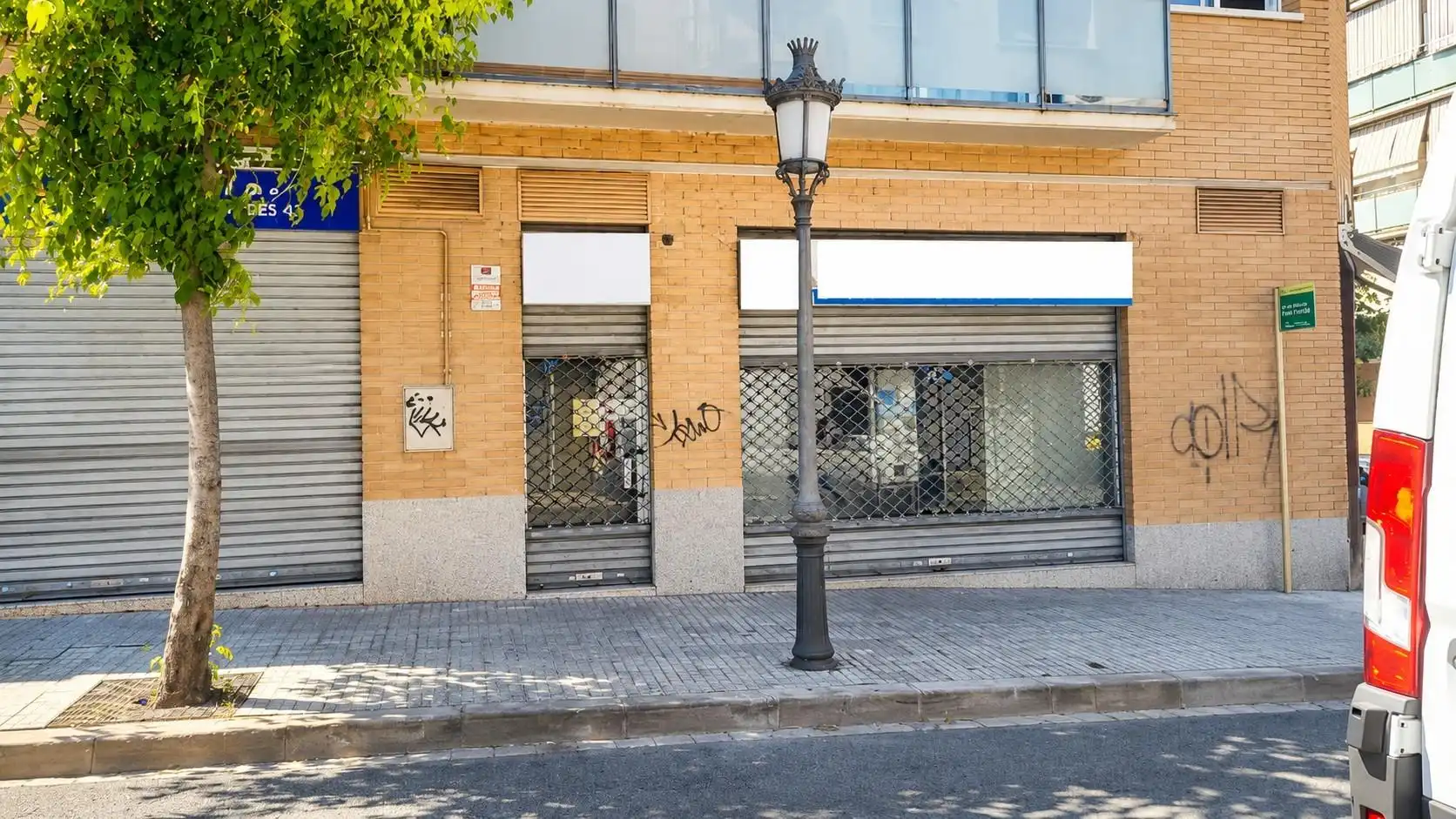Local de lloguer en Montornès del Vallès