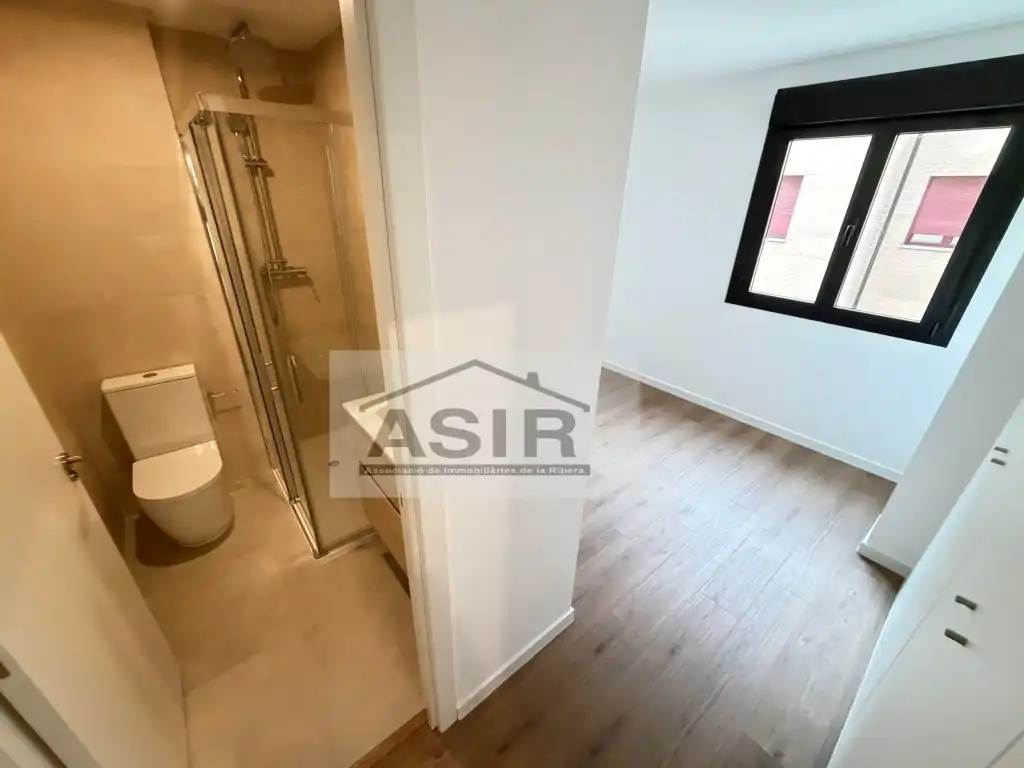 Habitación de Piso de alquiler en Polinyà de Xúquer con Piscina