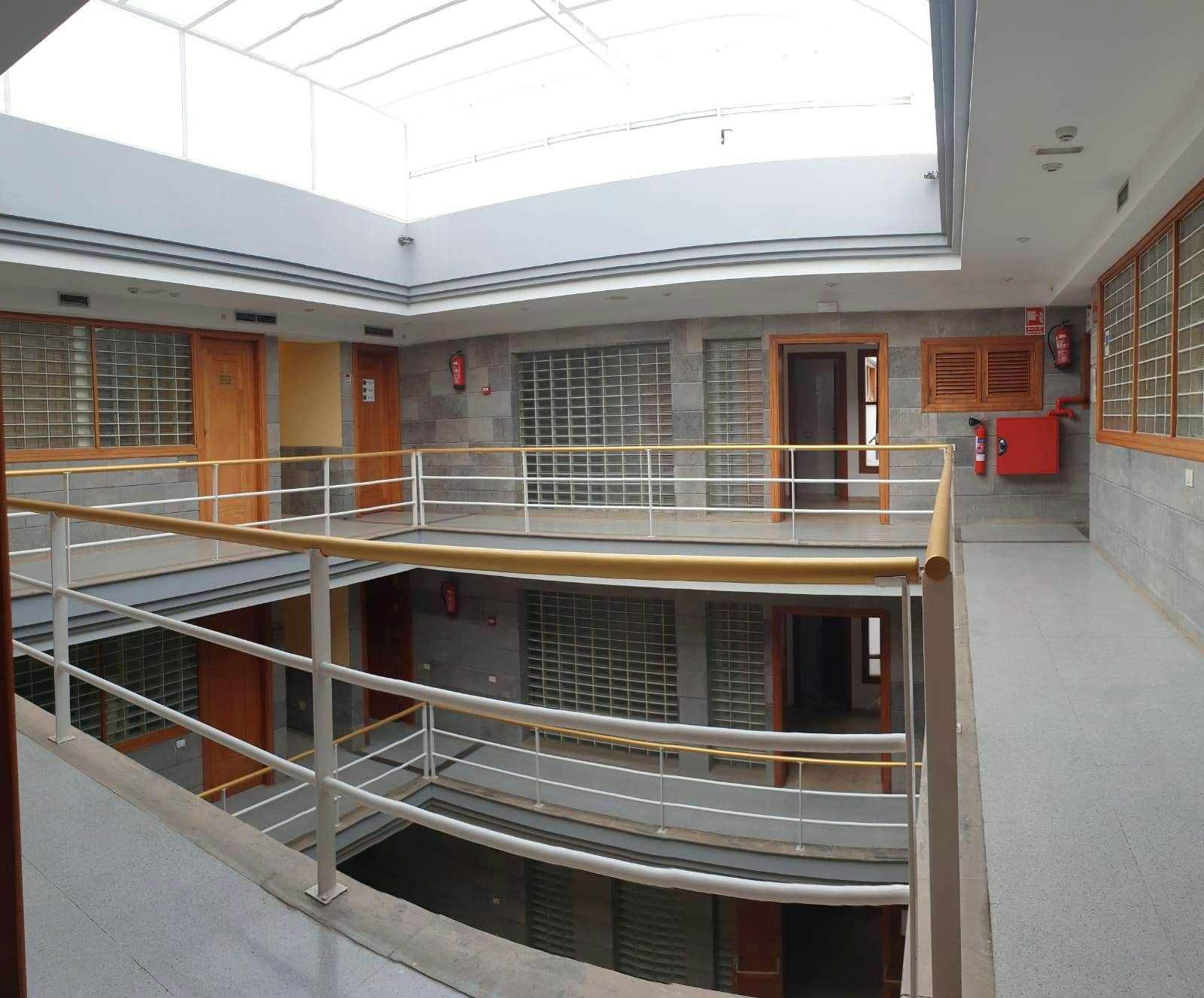 Außenansicht von Büro zum Verkauf in Las Palmas de Gran Canaria mit Möbliert