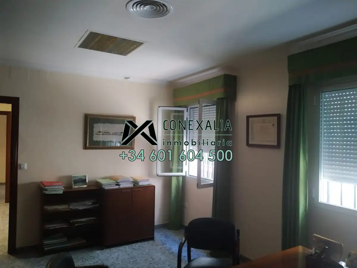 Local comercial en venda a Olvera, imagen 30