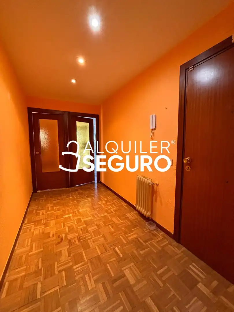 Flat for rent in Madrid  with Heating and Terrace