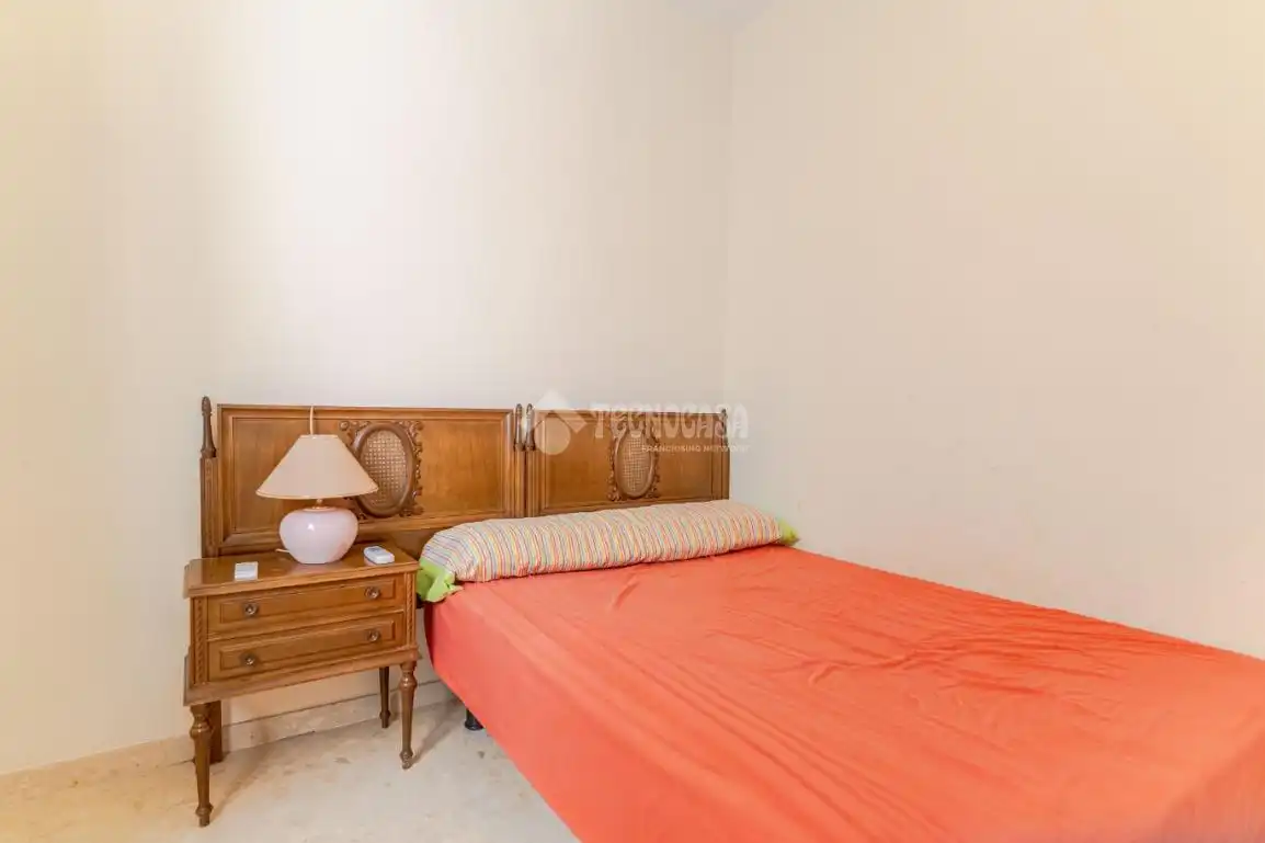 Habitación de Piso en venta en La Zubia con Terraza