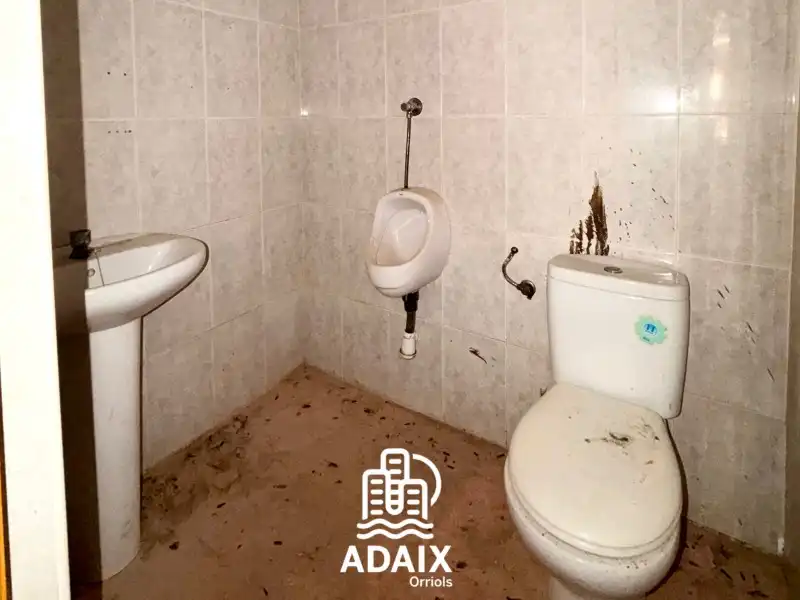 Local comercial en venta en Carrer de Colom 38, imagen 9