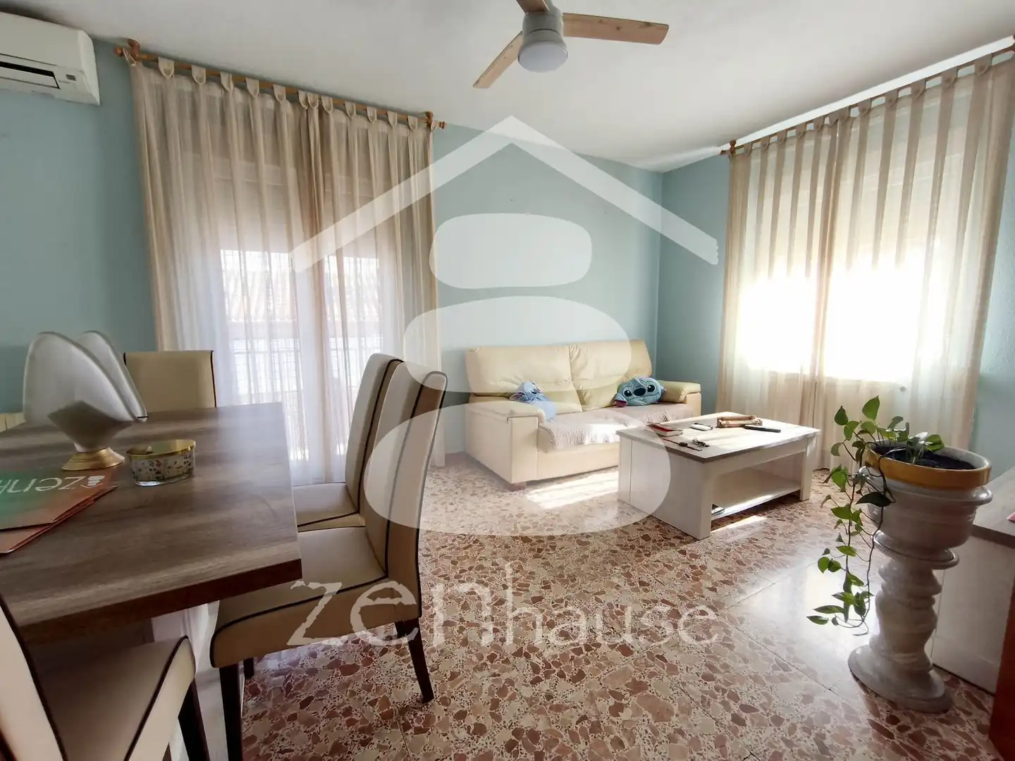 Living room of Flat for sale in Valdemoro  with Air Conditioner and Terrace