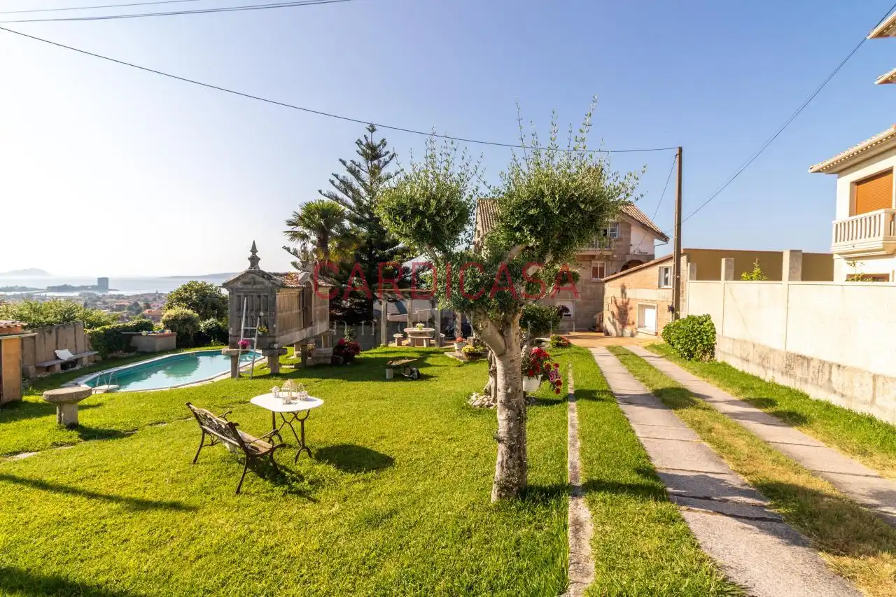 Casa con terraza en venta en Camiño a Fragoselo, imagen 3