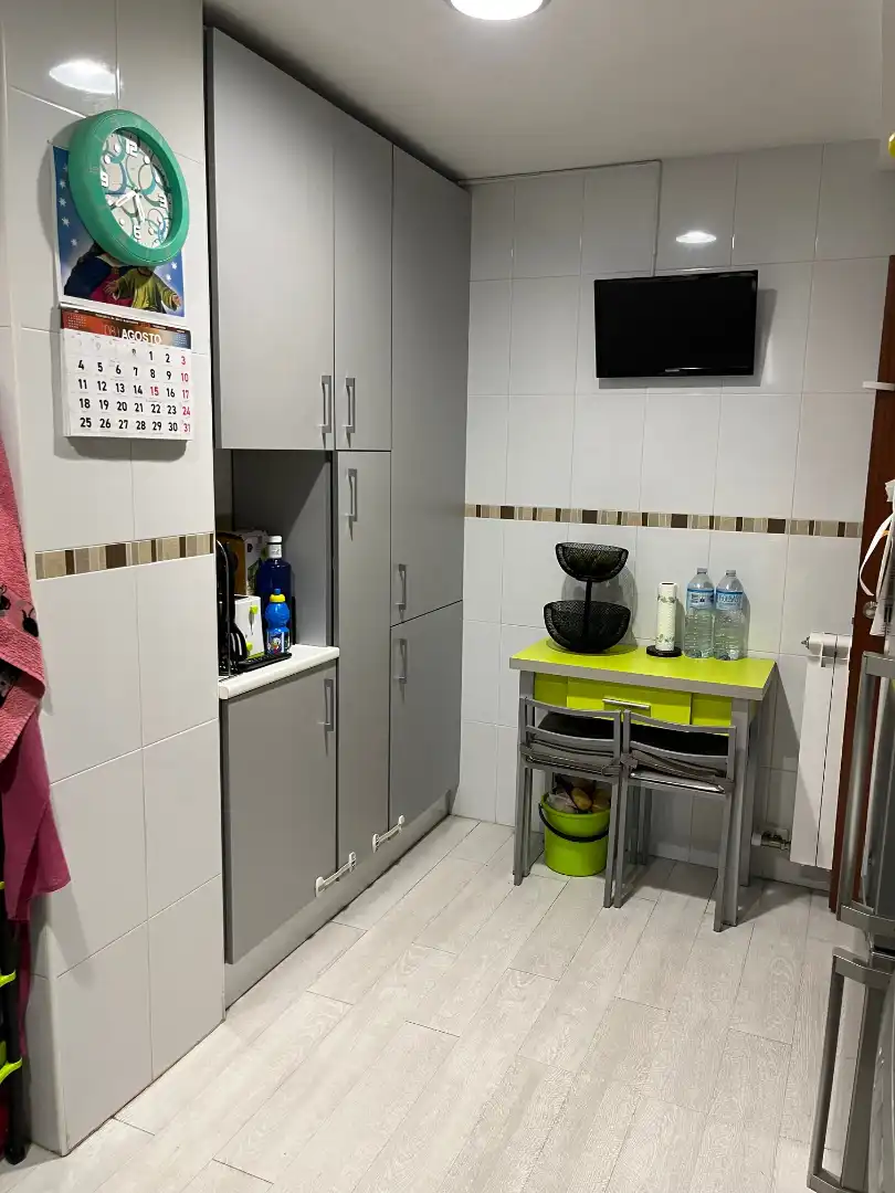 Cocina de Piso en venta en Salamanca con Calefacción, Parquet y Trastero
