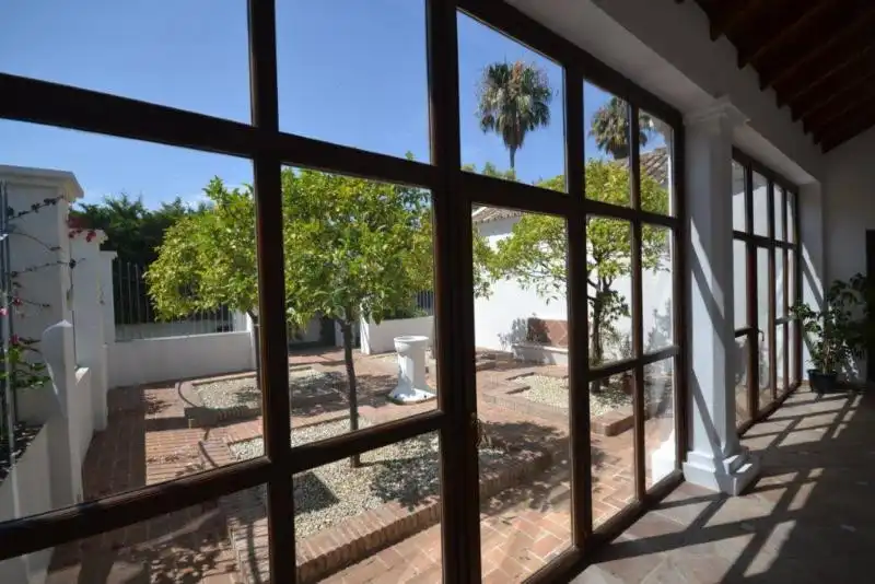Casa amb piscina en venda a San Pedro de Alcántara, imagen 6