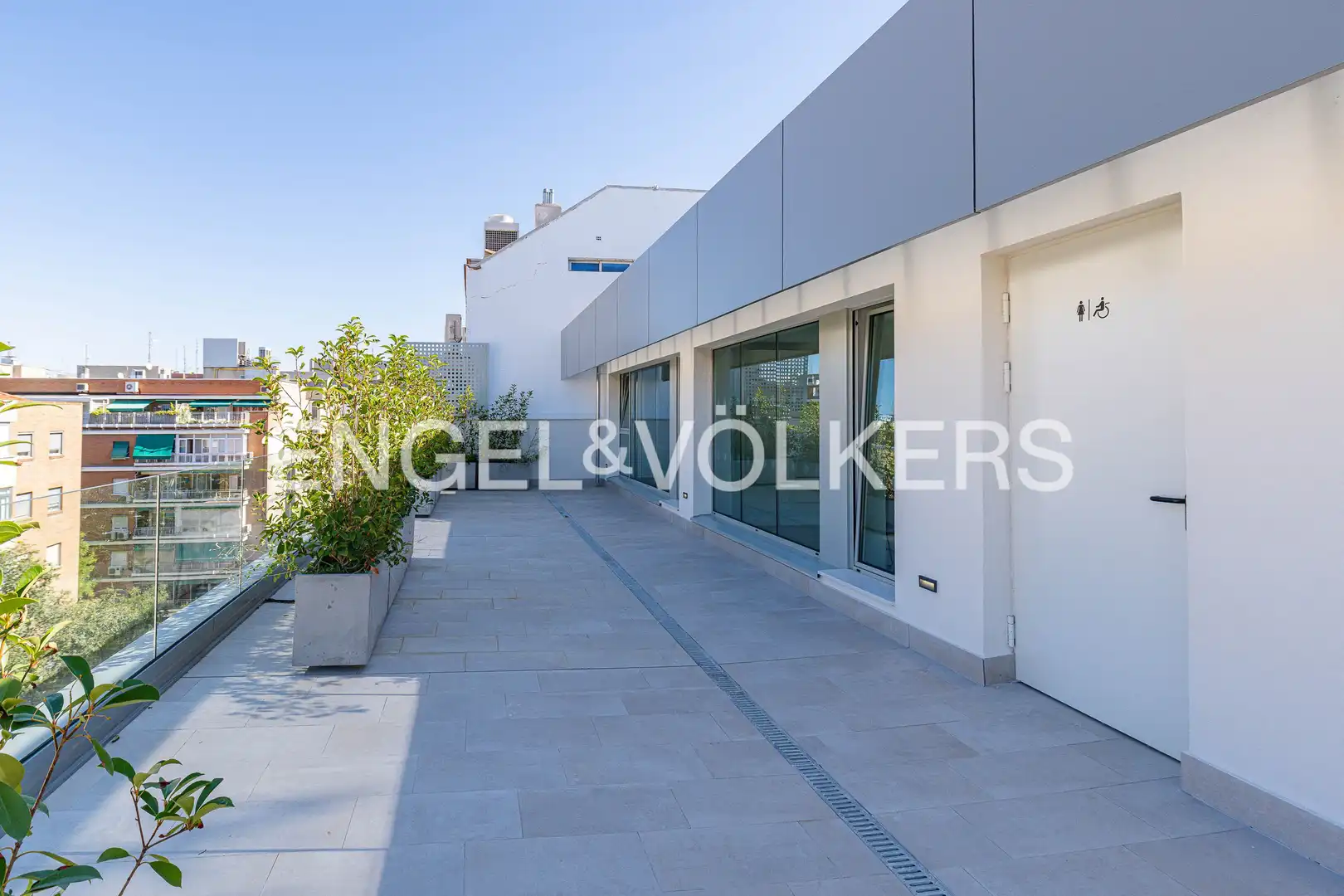 Terrace of Flat for rent in Madrid  with Air Conditioner, Heating and Swimming Pool