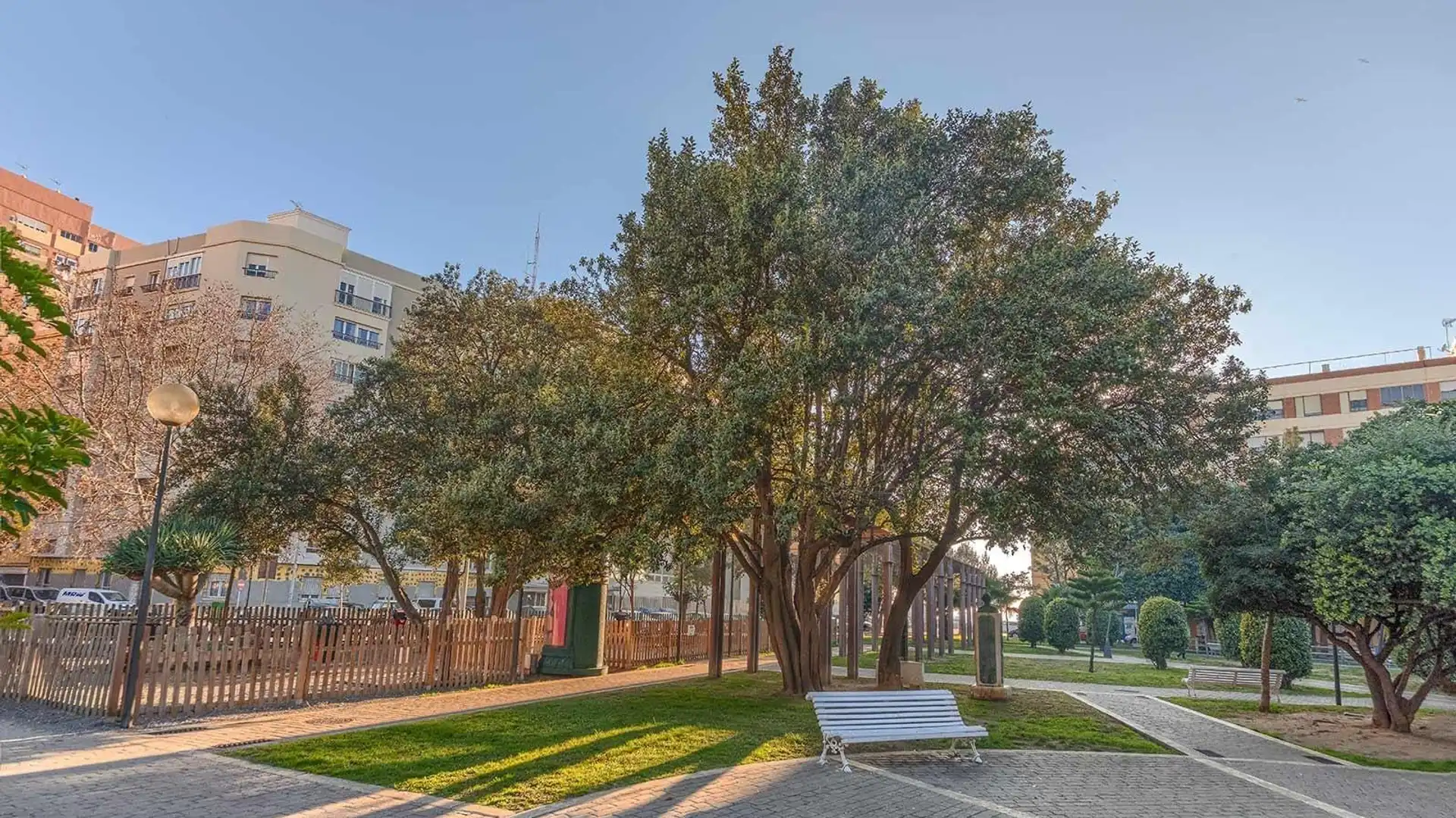 Vista exterior de Piso en venta en  Cádiz Capital