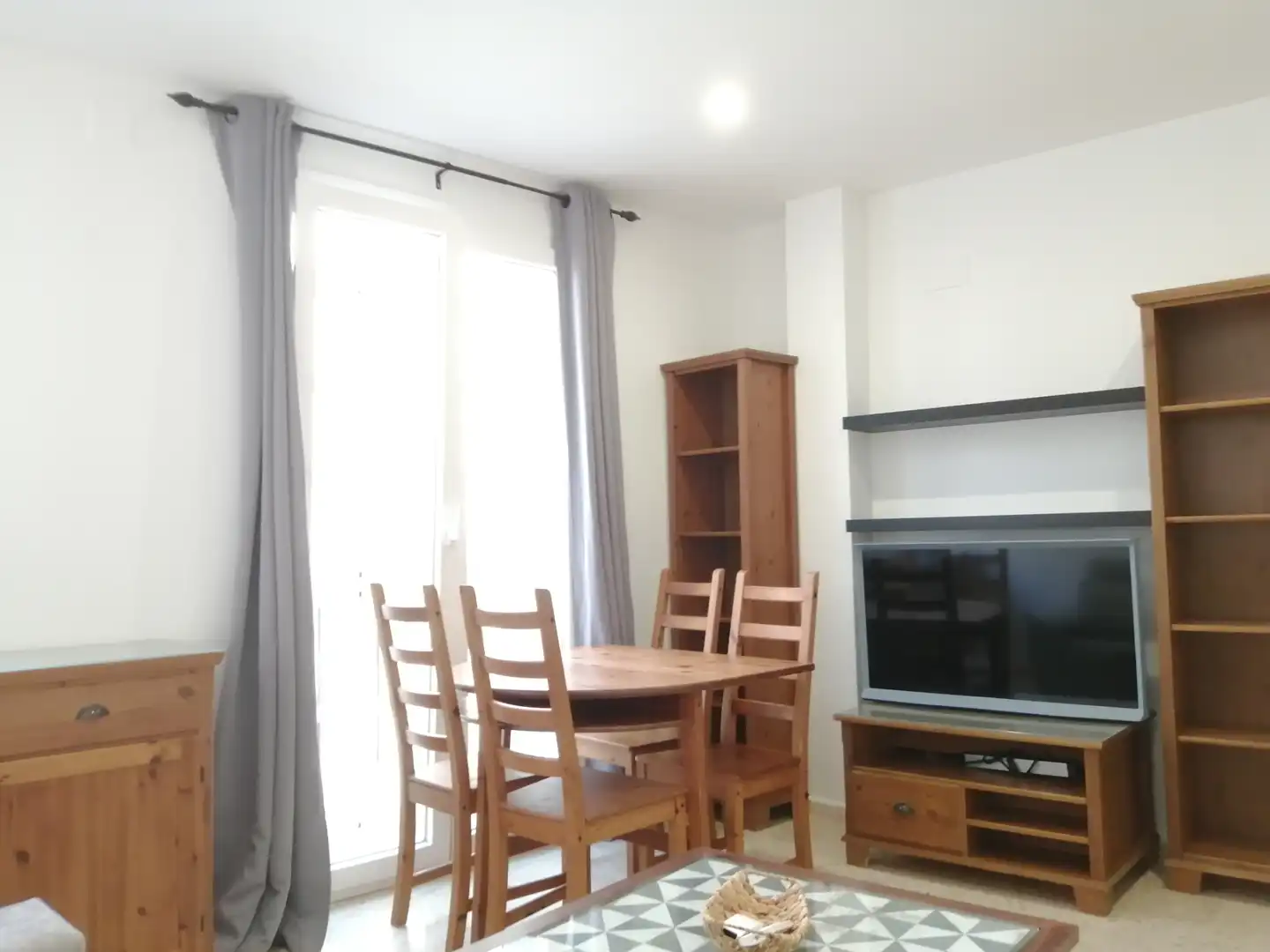 Sala d'estar de Pis de lloguer en Cádiz amb Moblat, Forn i Rentadora