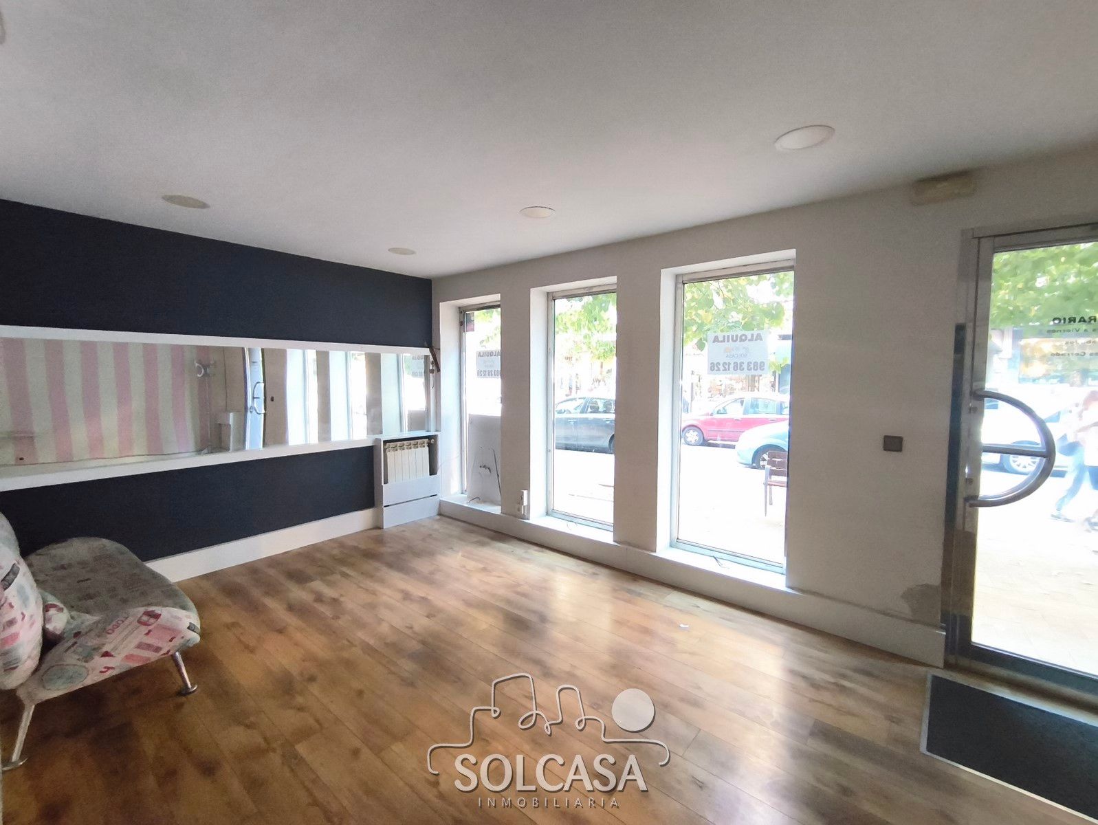 Premises to rent in Calle Dársena, 7, La Victoria - Puente Jardín