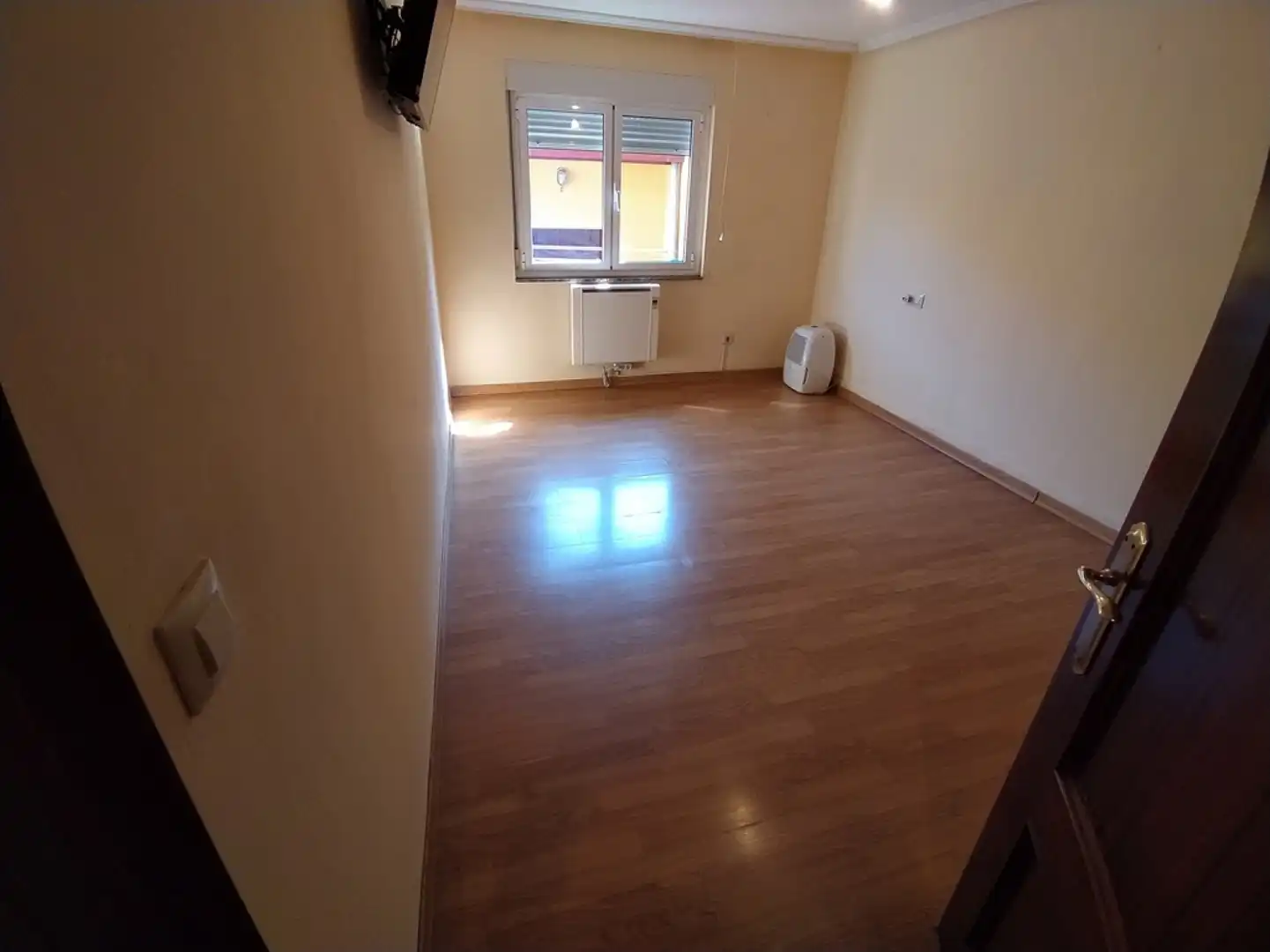Bedroom of Flat for sale in Avilés  with Heating