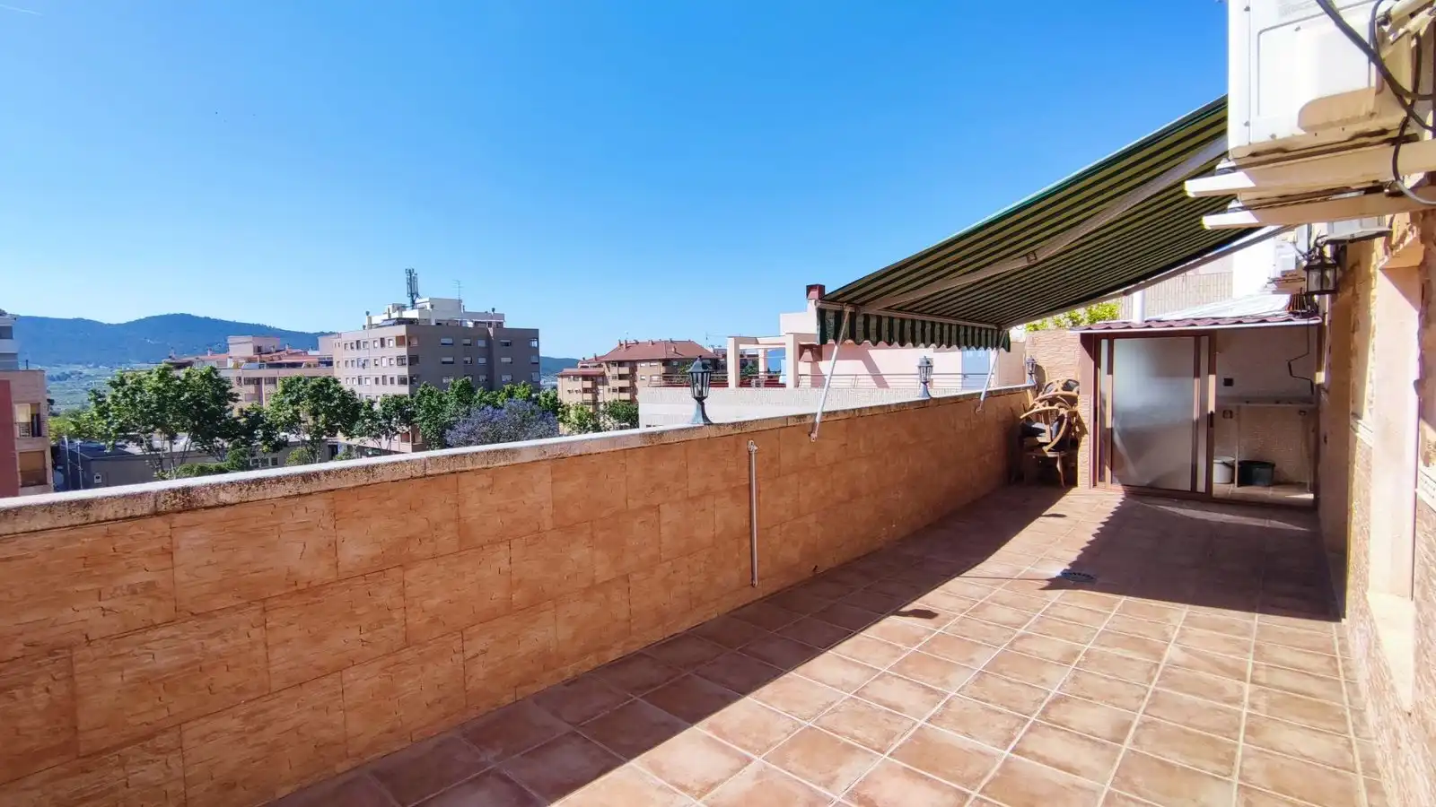 Terraza de Ático en venta en Ibi con Aire acondicionado, Calefacción y Parquet