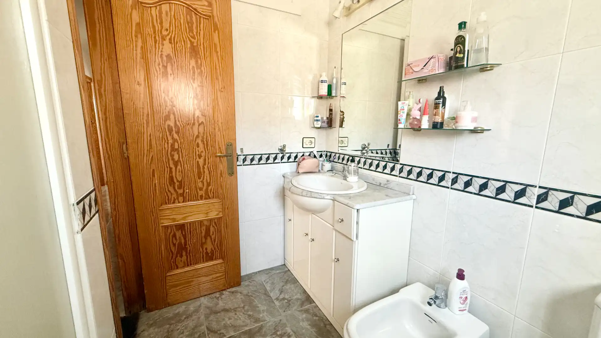 Bathroom of Detached homes for sale in Roquetas de Mar  with Furnished