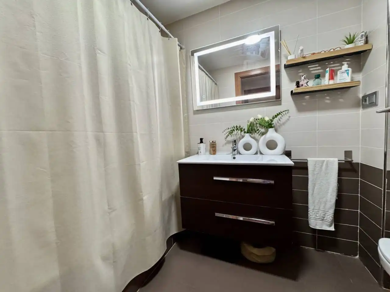 Baño de Piso en venta en Calella con Aire acondicionado, Calefacción y Terraza