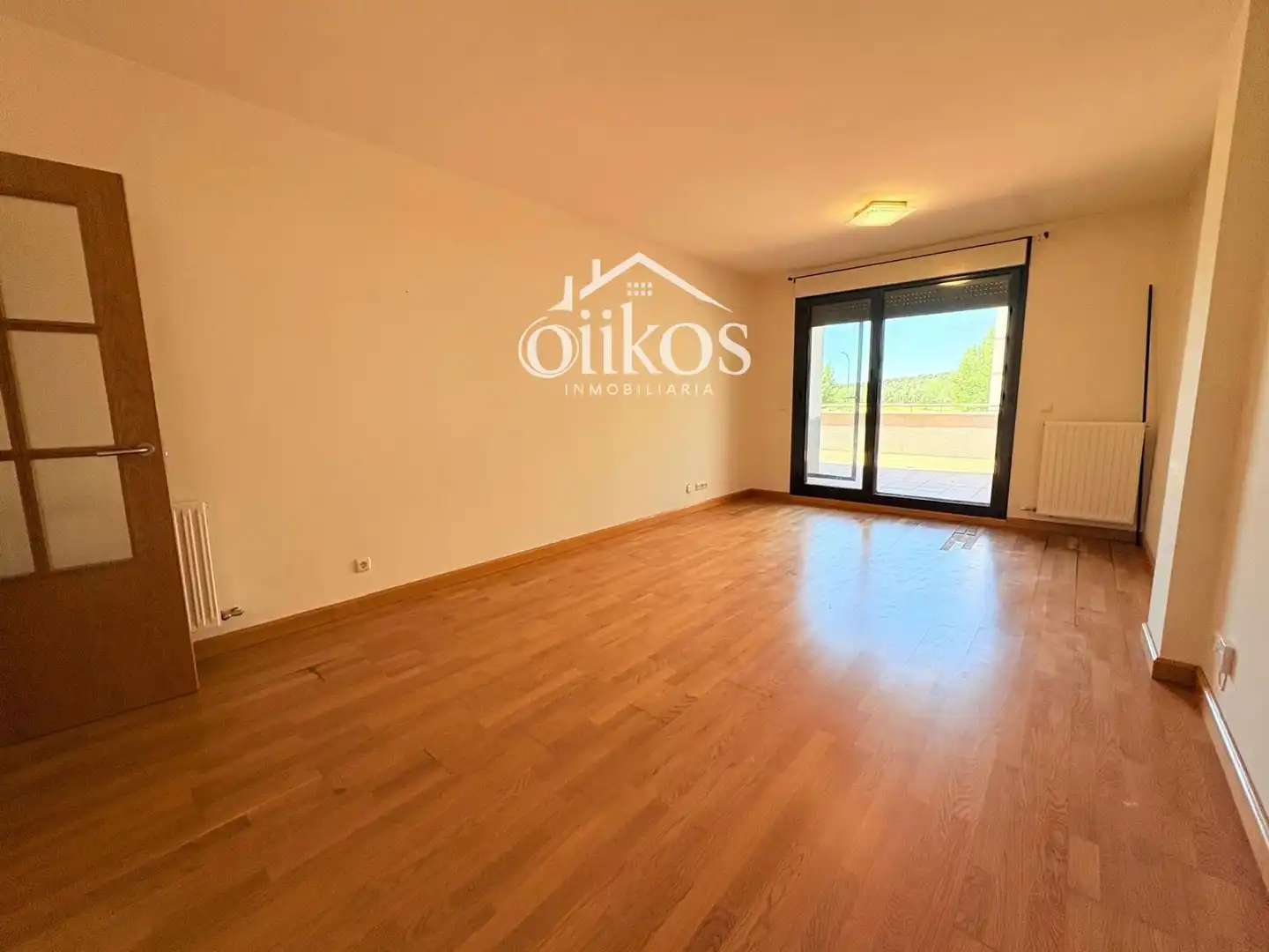 Piso en venta en Villamayor con Calefacción, Trastero y Balcón