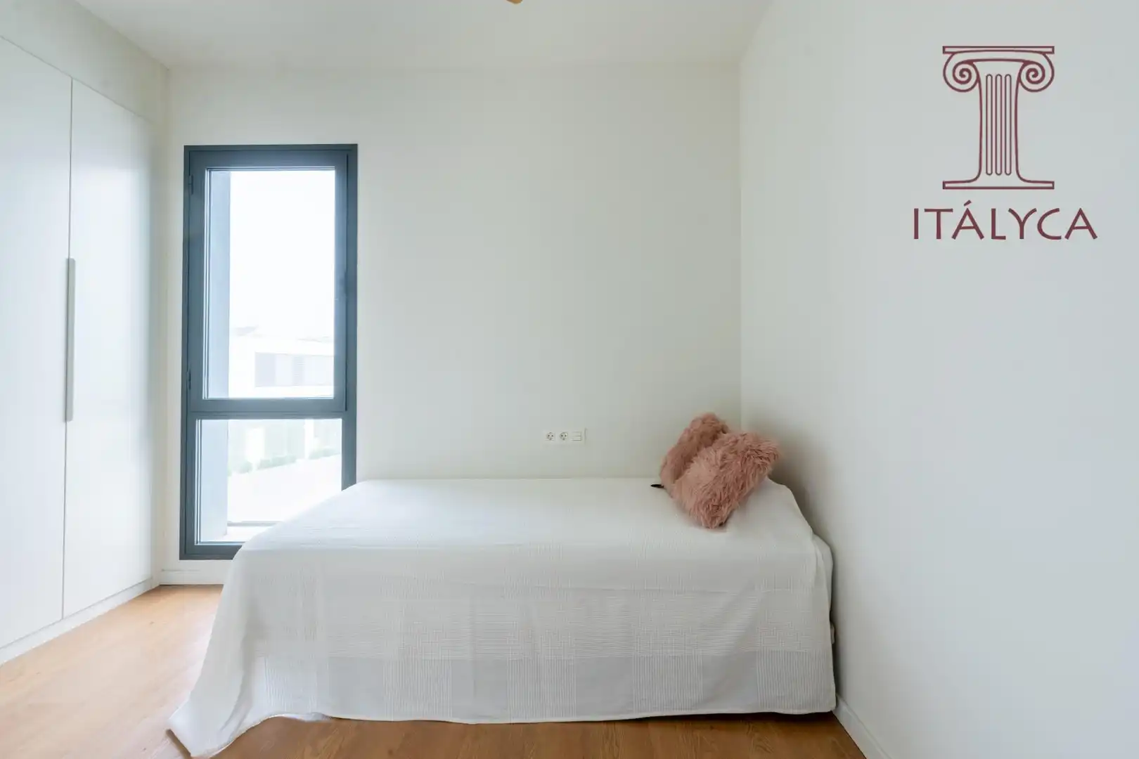 Bedroom of Detached homes for sale in Mairena del Aljarafe  with Heating, Private garden and Terrace
