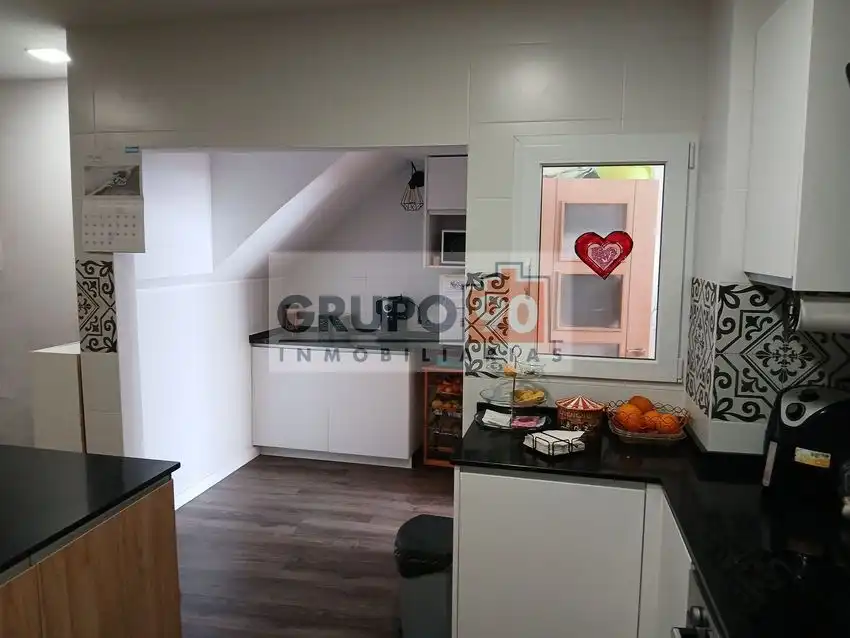 Cuina de Pis en venda en Cullera amb Terrassa i Traster