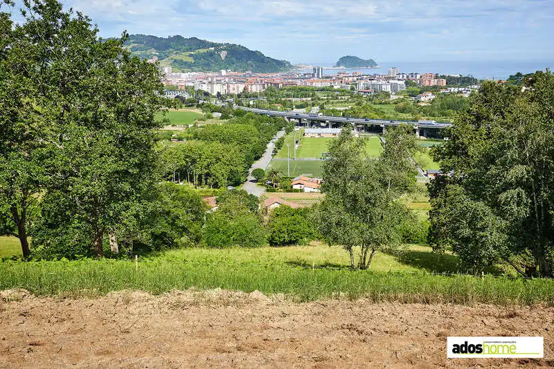 Country house zum Verkauf in Zarautz