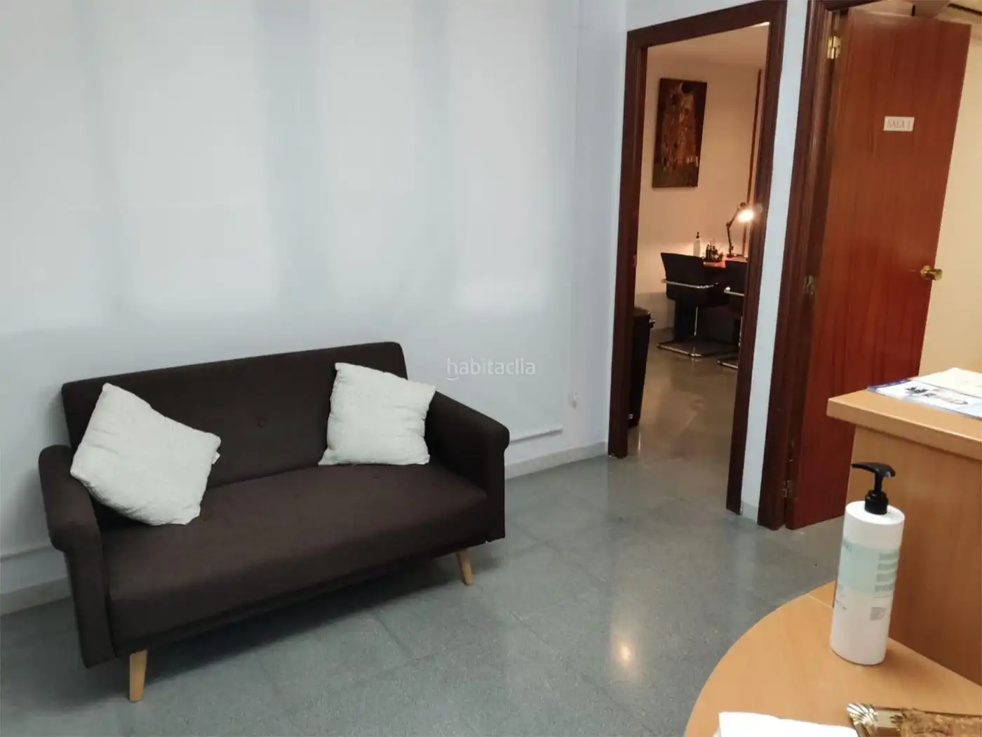 Büro zur Miete in Carrer Josep Pascual Tirado 21