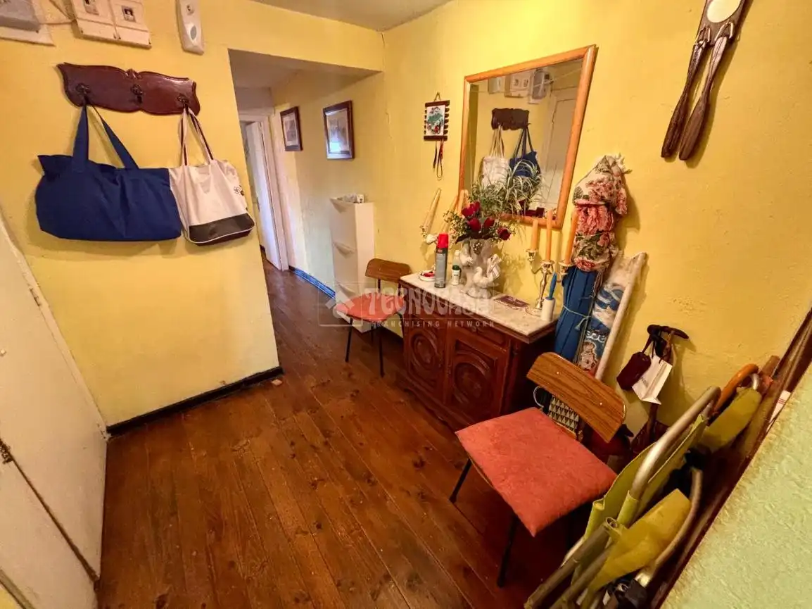 Pis en venda en El Astillero   amb Parquet