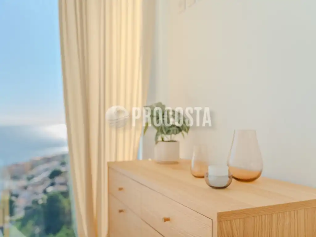 Dormitori de Casa adosada en venda en Almuñécar amb Aire condicionat, Calefacció i Terrassa