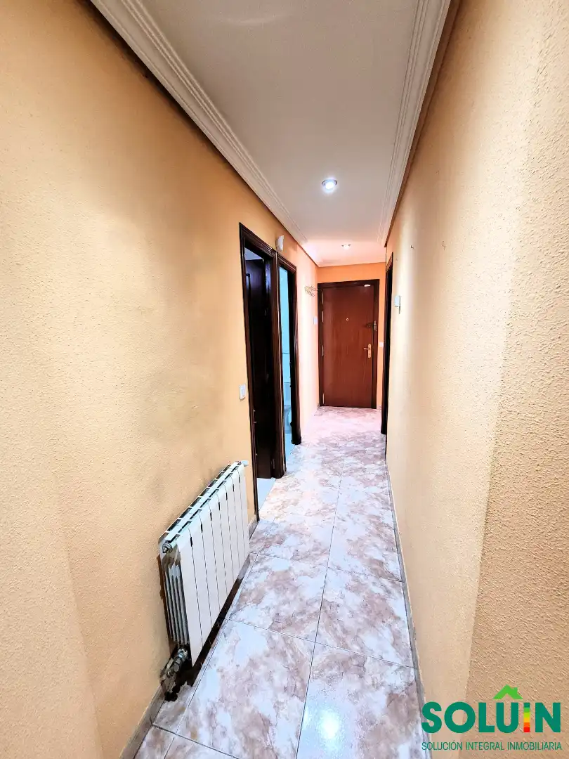 Piso en venta en Fuenlabrada con Calefacción, Trastero y Horno
