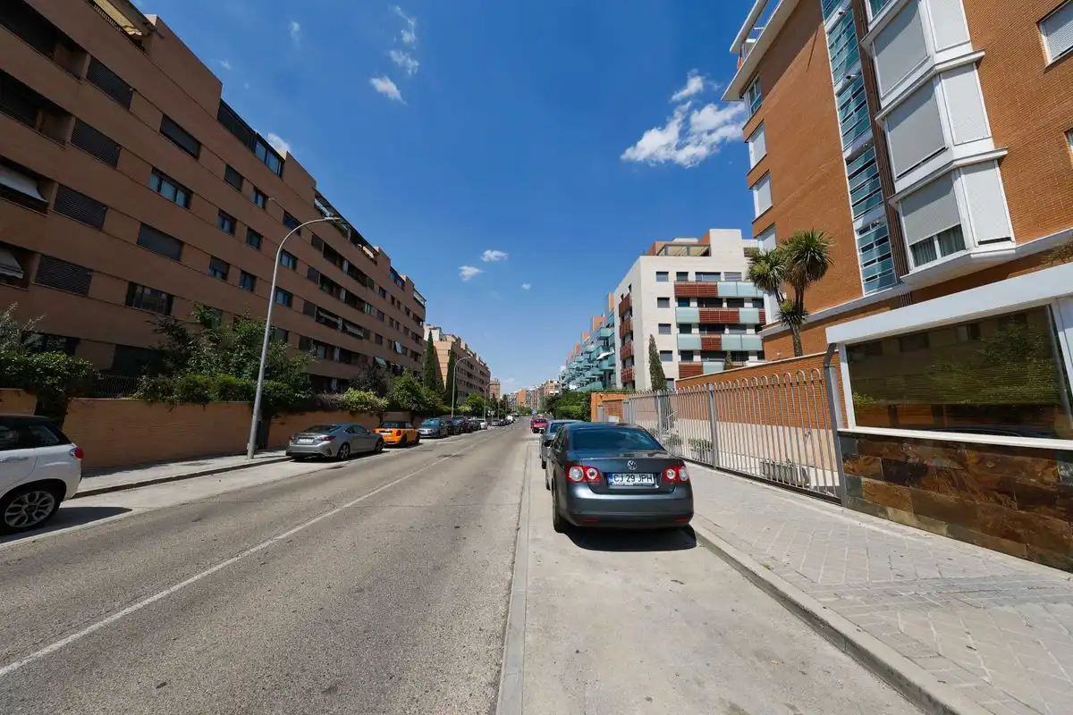Flat with pool for sale in C. de Américo Castro, imagen 39