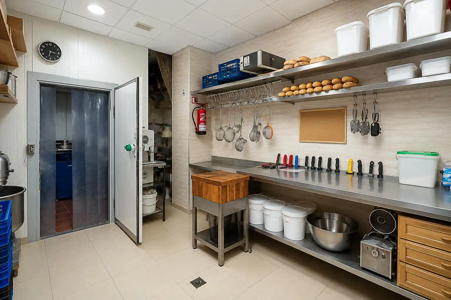 Local comercial en venta en Calle CALVO SOTELO, imagen 3