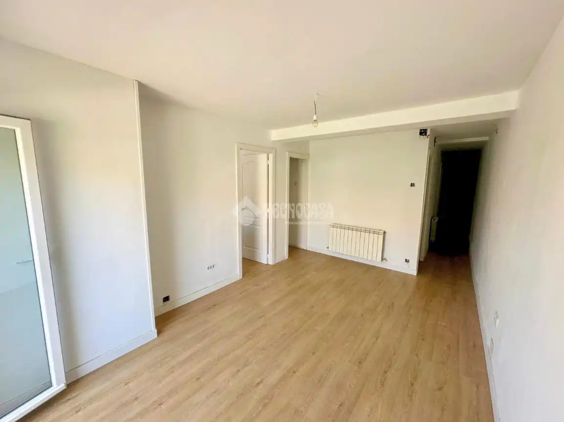 Bedroom of Flat for sale in Madrid