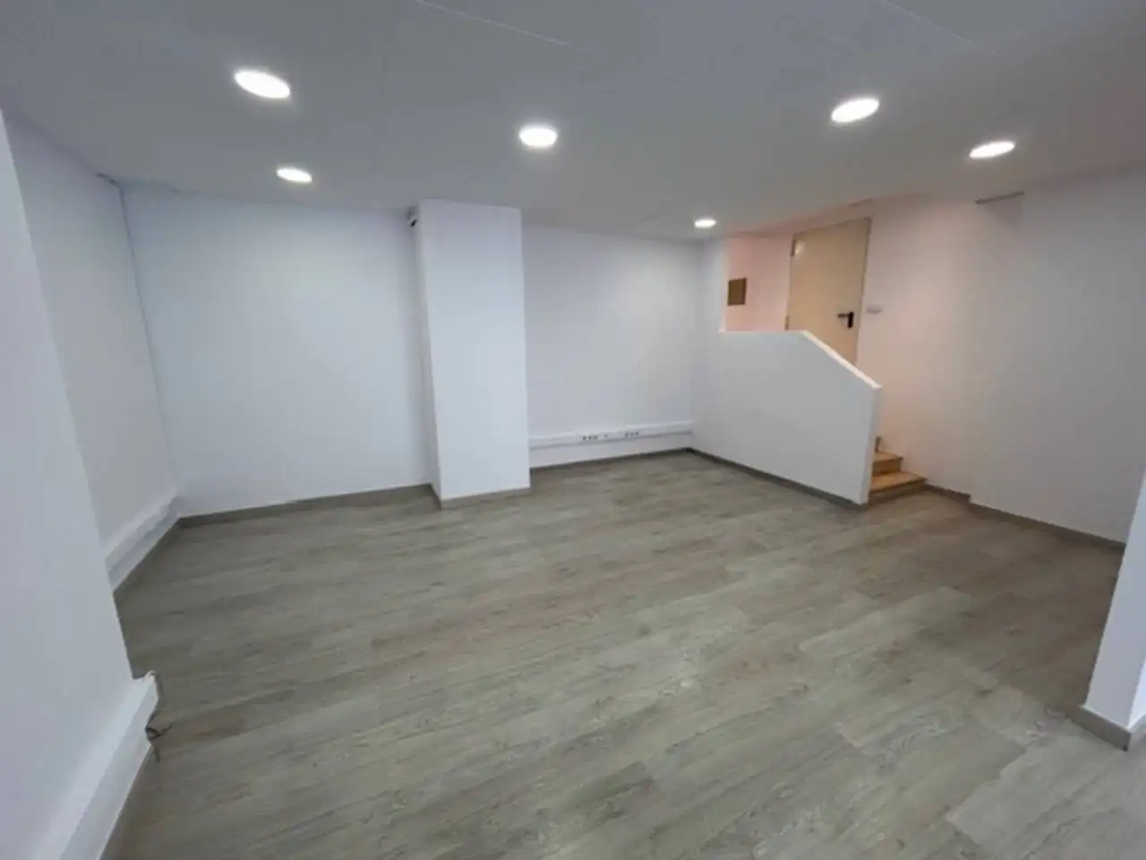 Gewerbefläche zum Verkauf in Calle Galileu, imagen 12