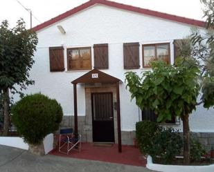 Exterior view of House or chalet for sale in Aldeanueva de la Sierra