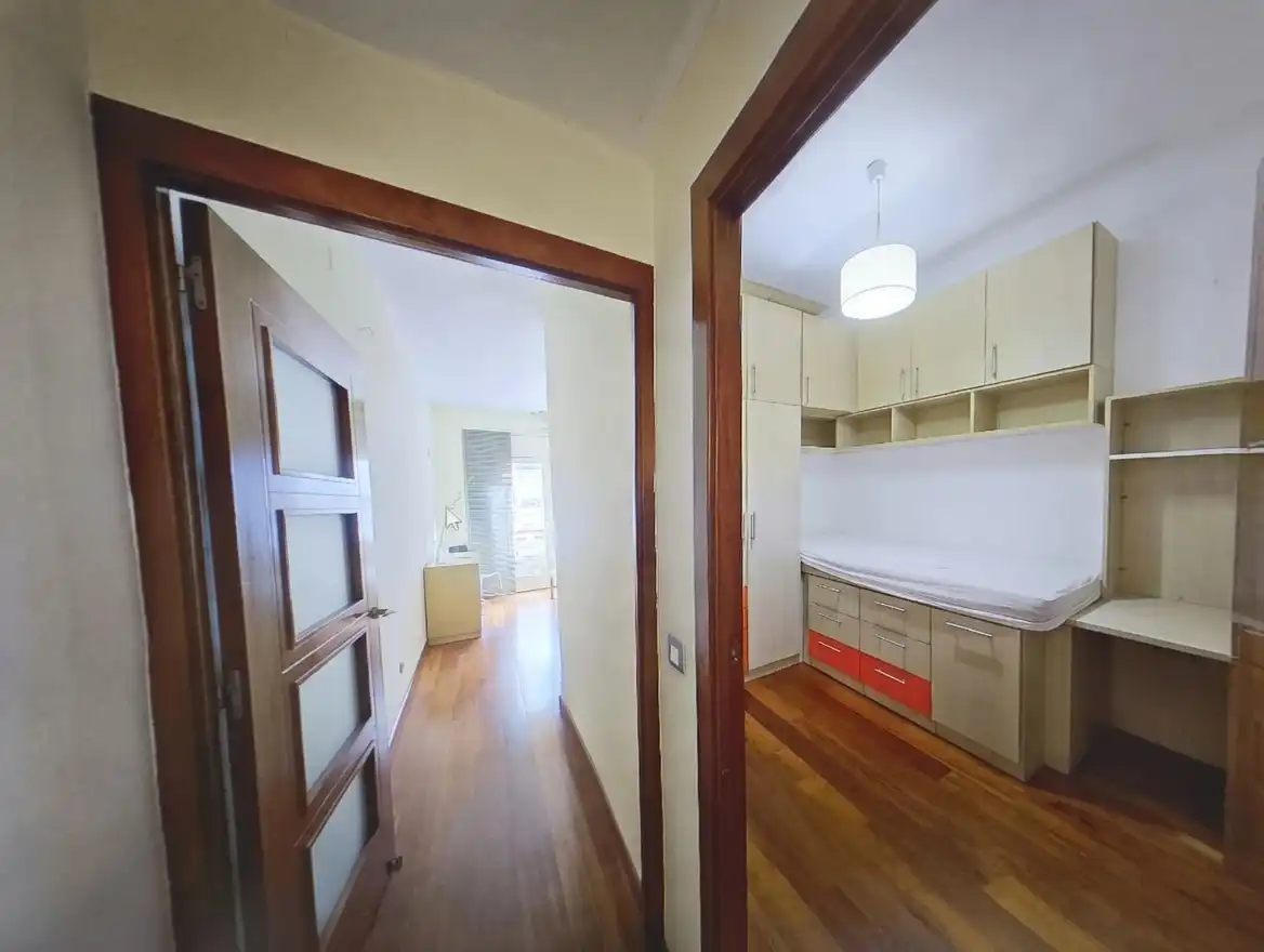 Piso en venta en Barcelona con Aire acondicionado, Calefacción y Terraza