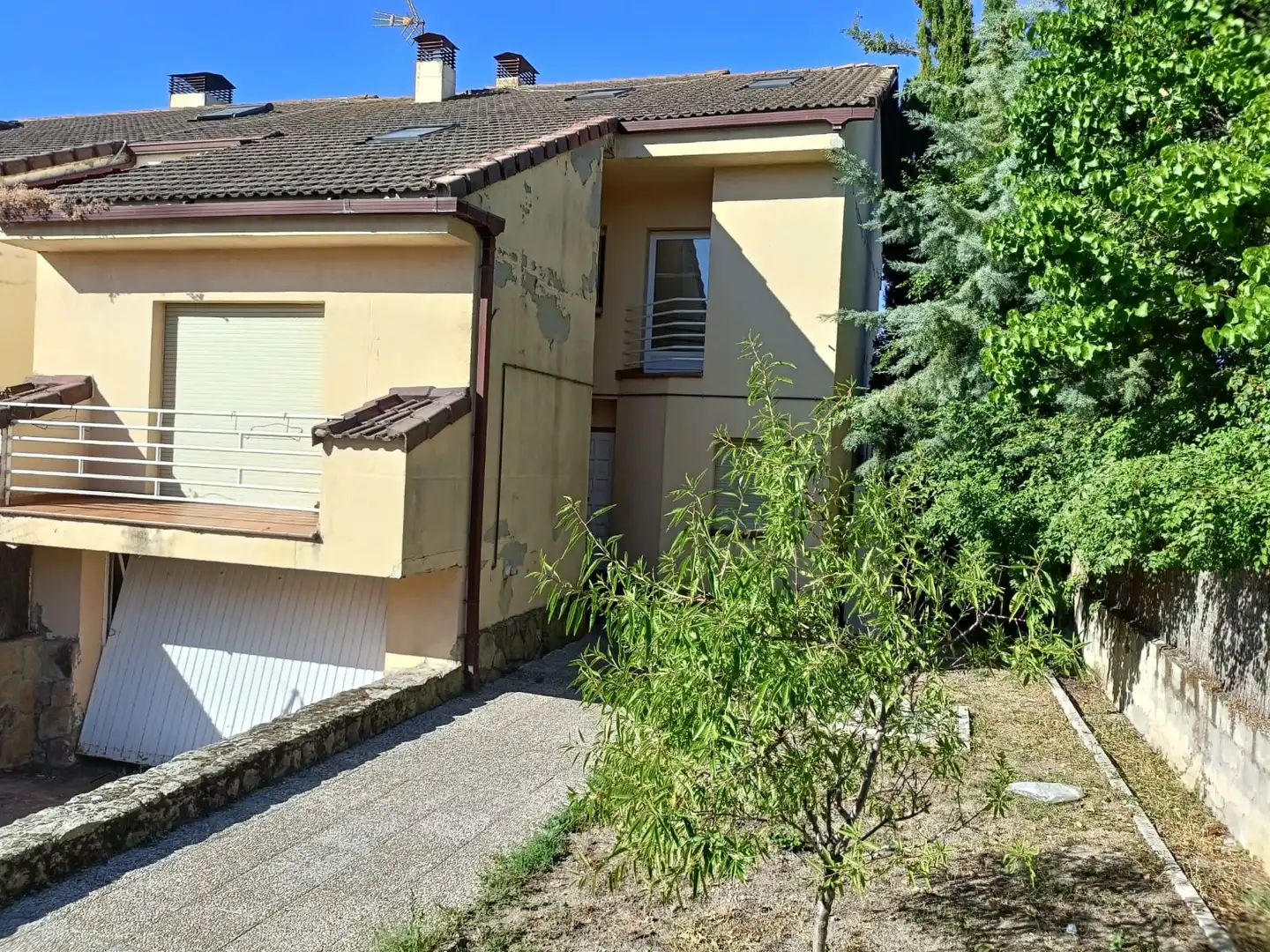 Semi-detached house for sale in C/ Cercado Redondo
