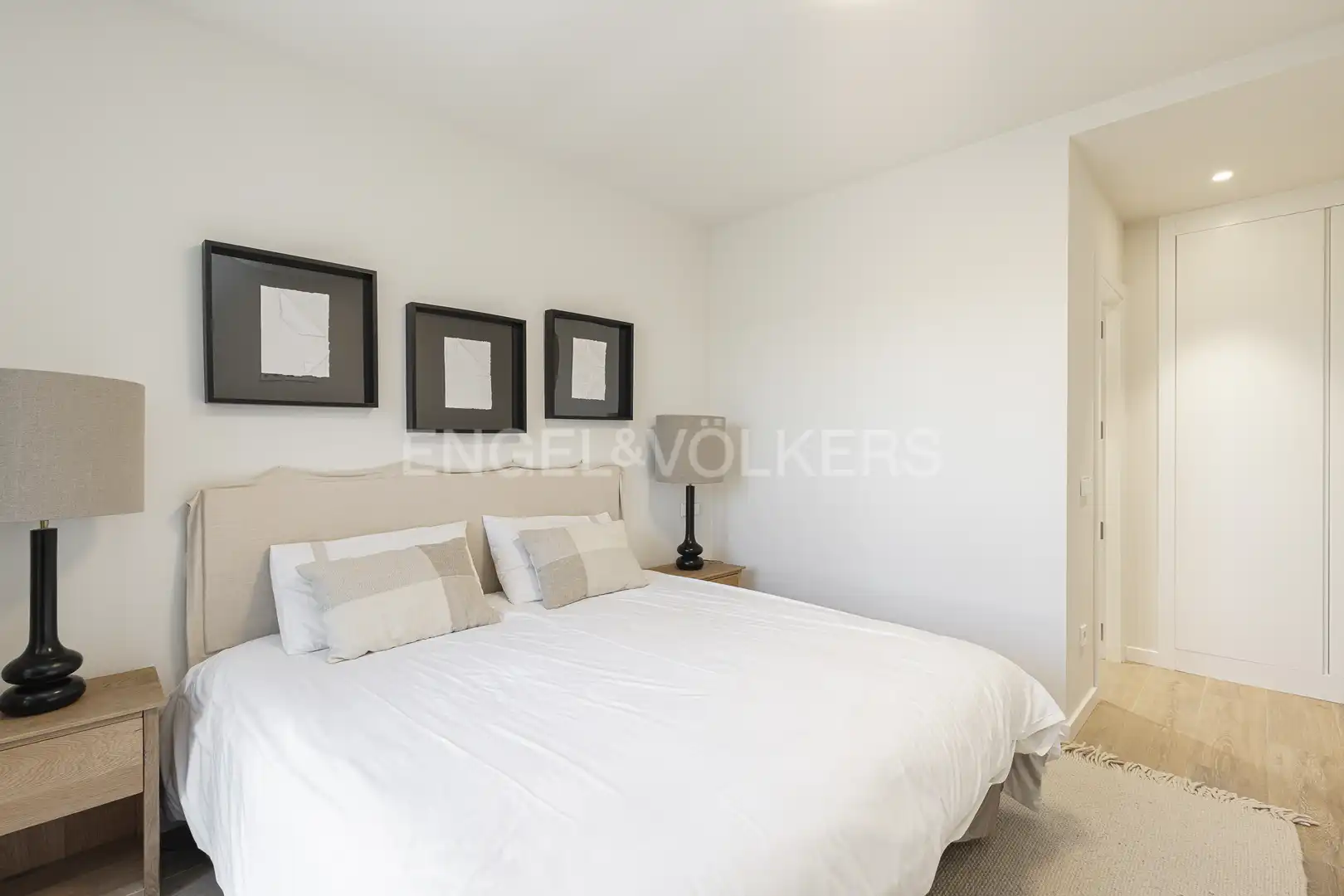 Dormitori de Apartament de lloguer en Boadilla del Monte amb Aire condicionat, Calefacció i Jardí privat