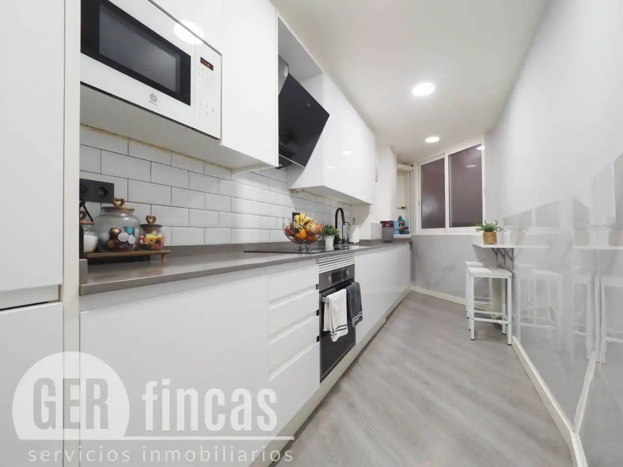 Kitchen of Flat for sale in Rubí  with Air Conditioner, Heating and Parquet flooring