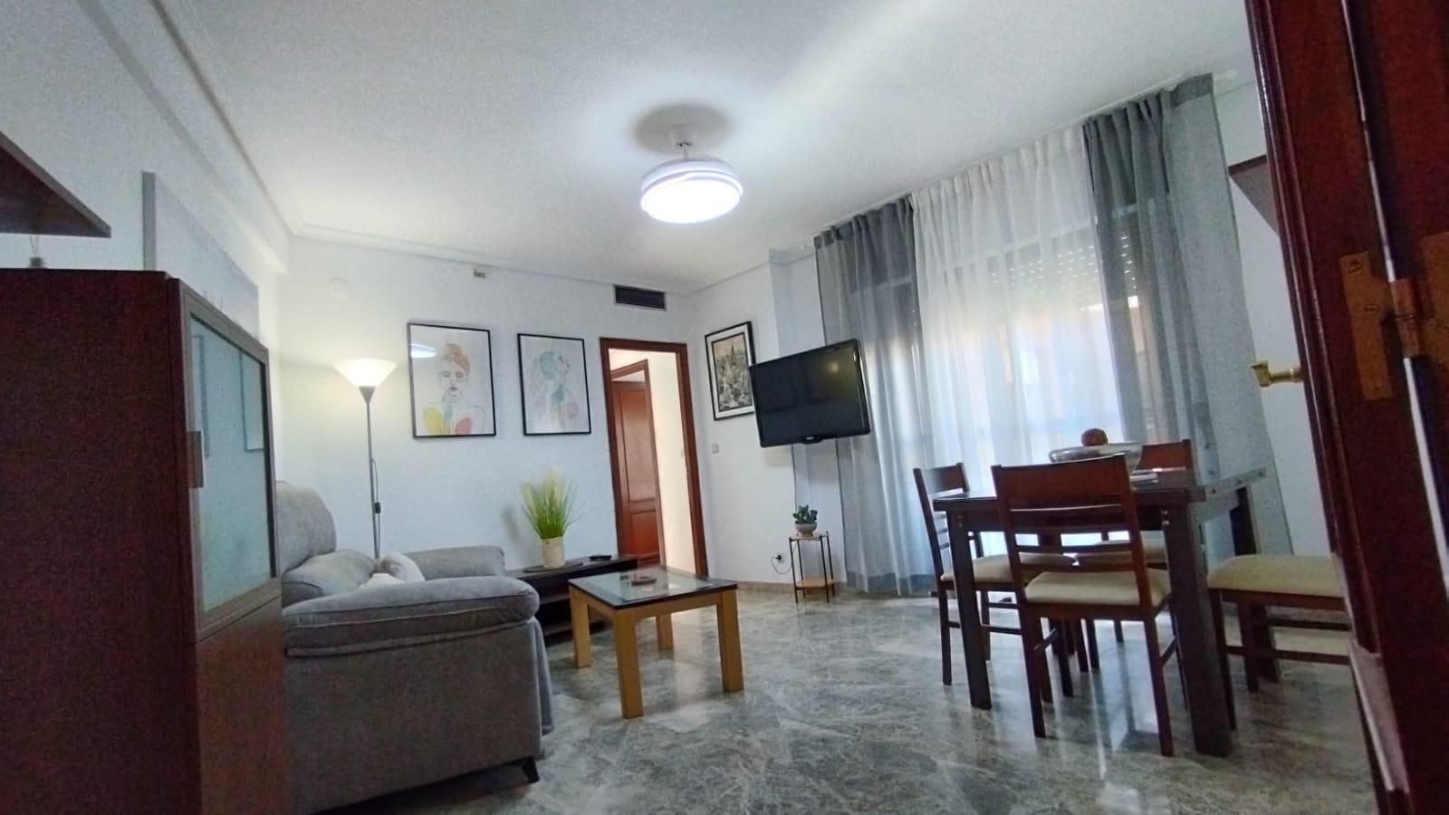Sala d'estar de Pis de lloguer en  Córdoba Capital amb Aire condicionat, Terrassa i Balcó
