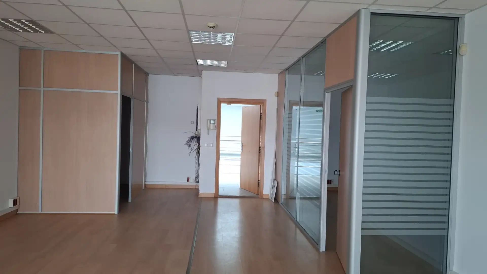 Bureau avec ascenseur à louer à Avenida Txorierri 9, imagen 7