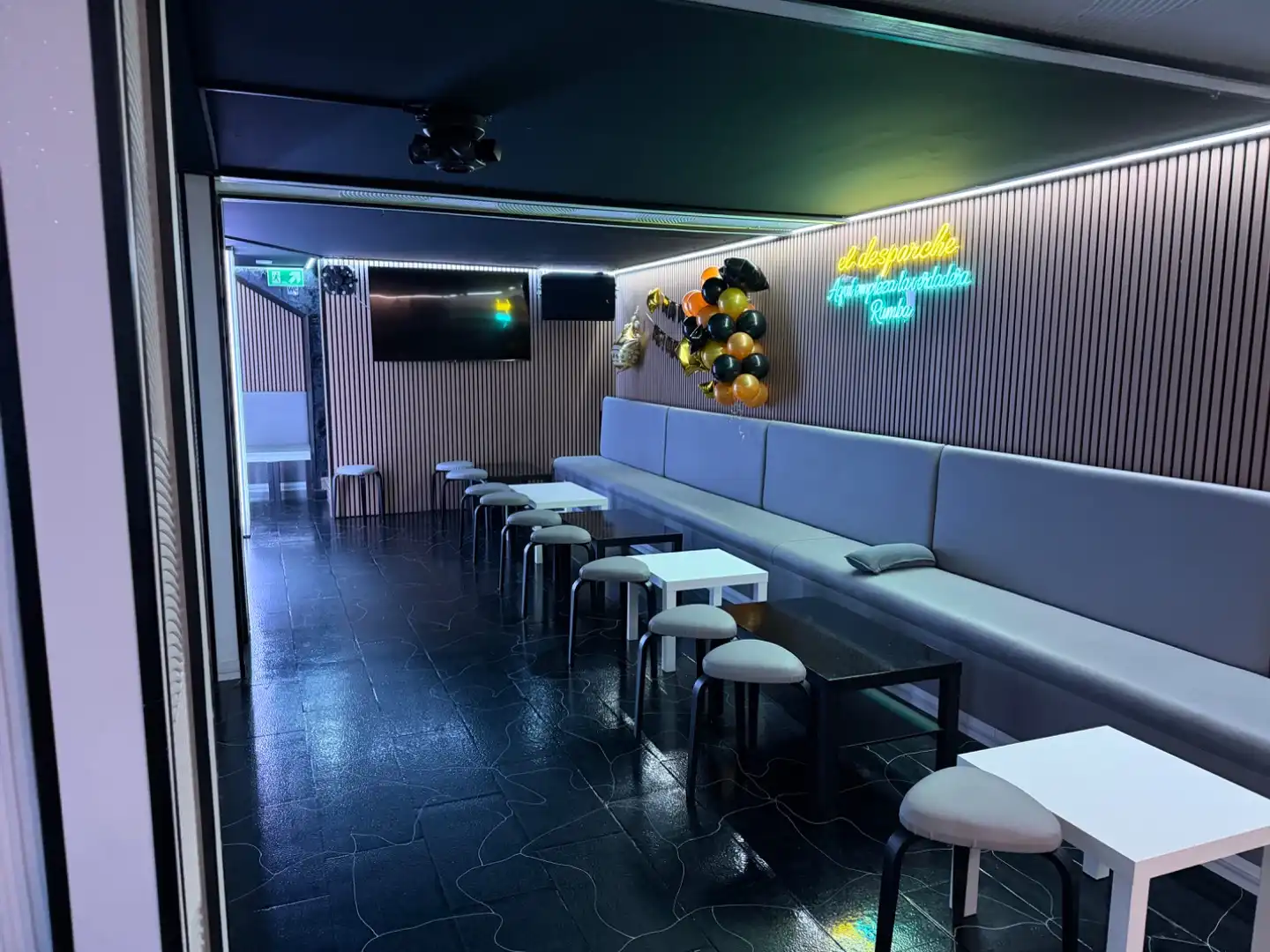 Local comercial en traspaso en General almirante 12, imagen 3