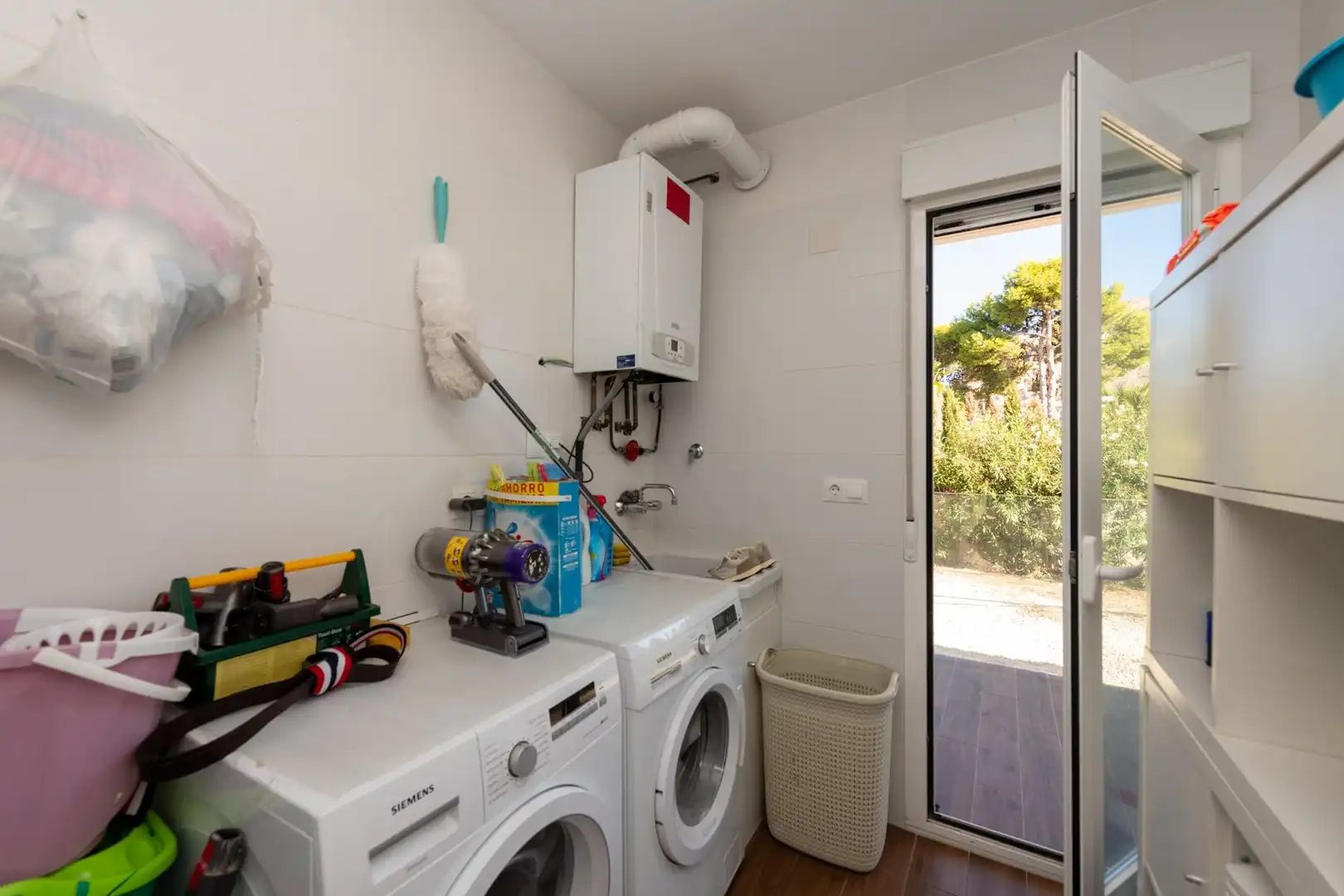 Cocina de Casa o chalet en venta en Alicante / Alacant con Aire acondicionado, Calefacción y Jardín privado
