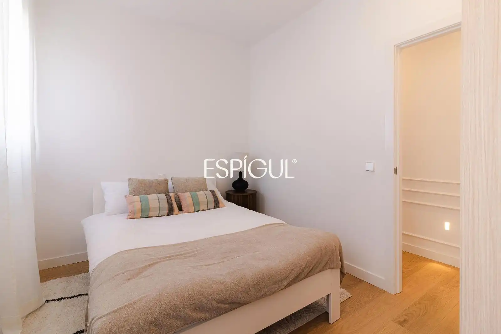 Schlafzimmer von Dachboden zum Verkauf in Madrid mit Klimaanlage, Heizung und Terrasse