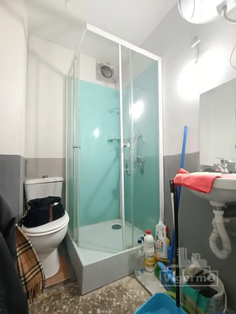 Bathroom of Commercial properties for sale in Torrejón de Ardoz