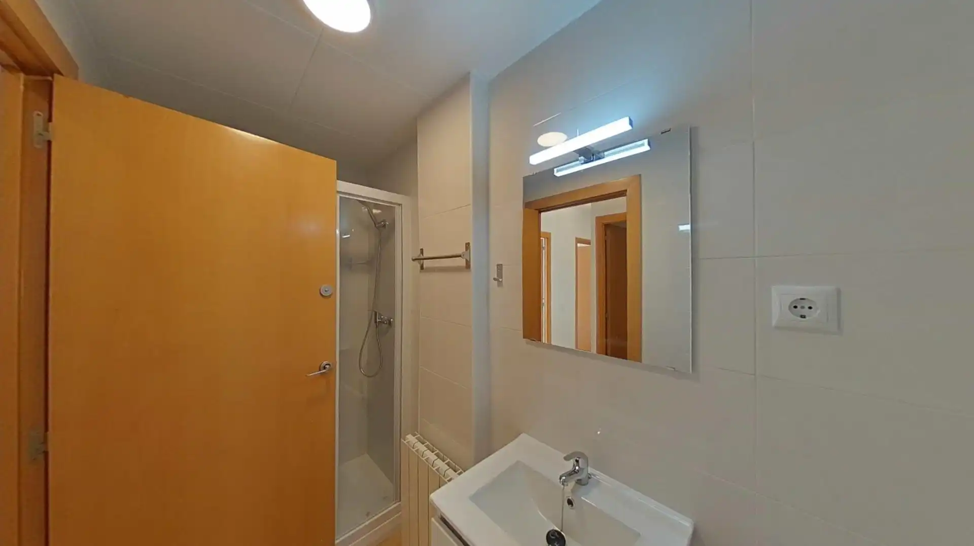 Baño de Piso en venta en Mollet del Vallès con Calefacción y Balcón