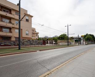 Exterior view of Flat for sale in  Granada Capital  with Air Conditioner, Heating and Private garden