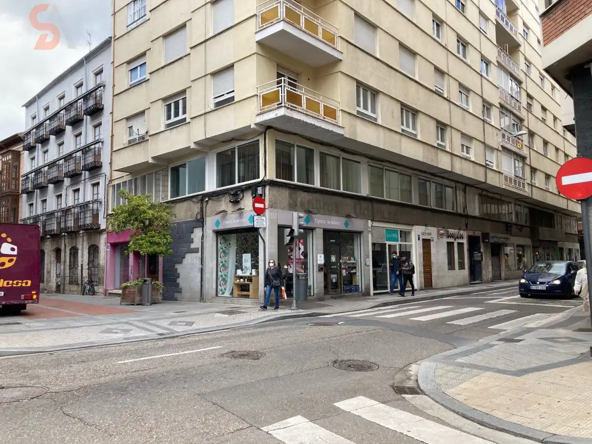 Wohnung zur Miete in DONCELLAS, Centro