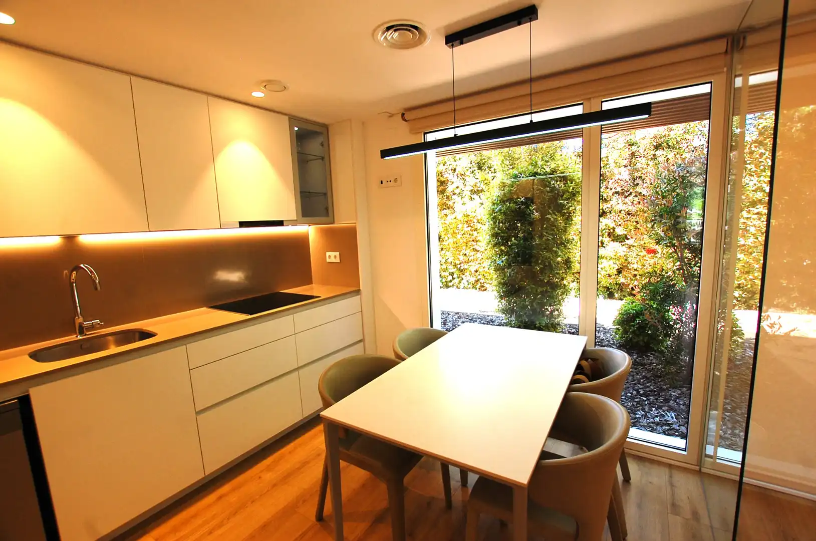 Kitchen of Detached homes for rent in Gavà  with Air Conditioner, Heating and Private garden
