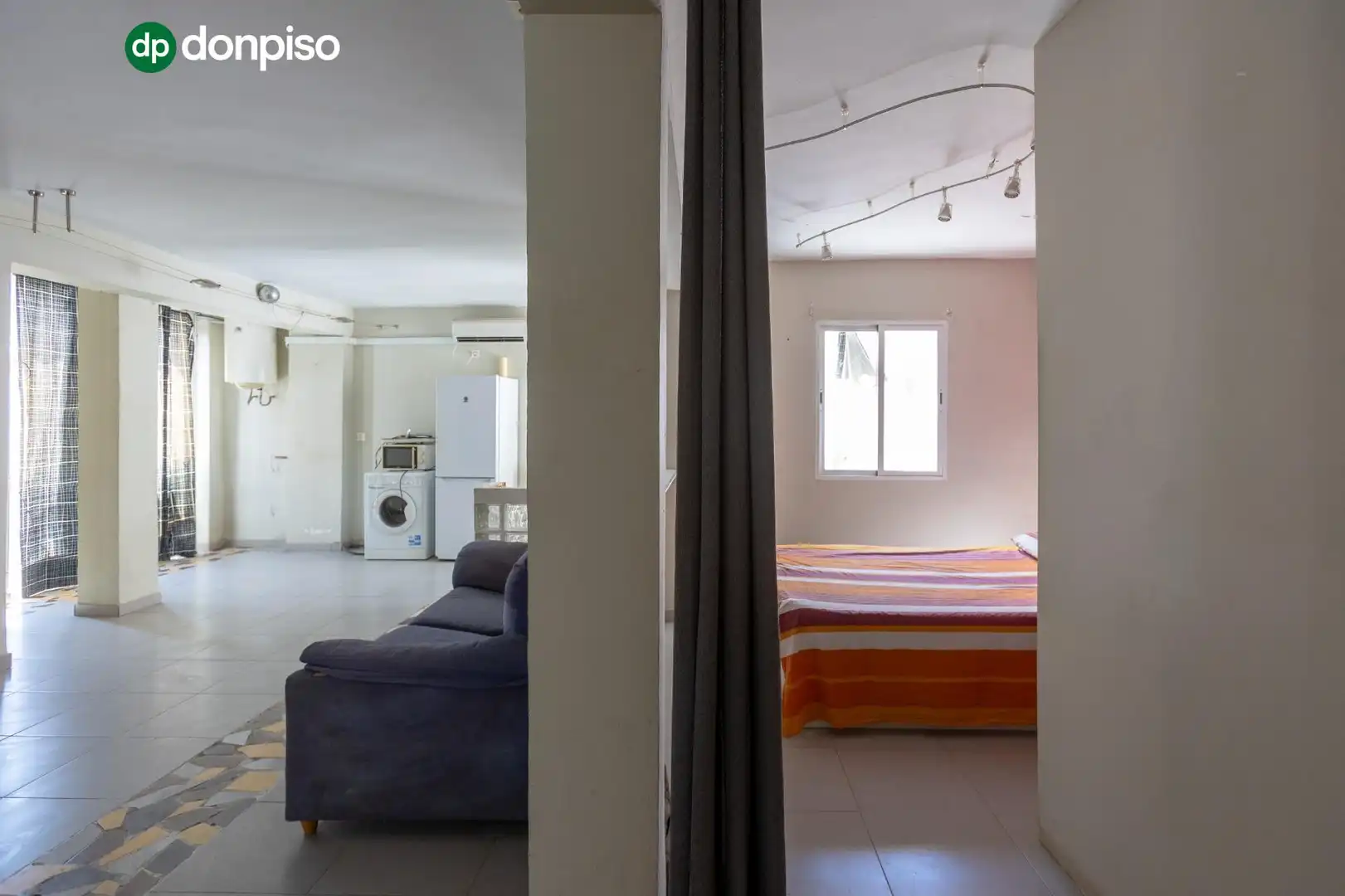 Dormitori de Loft en venda en Motril amb Aire condicionat