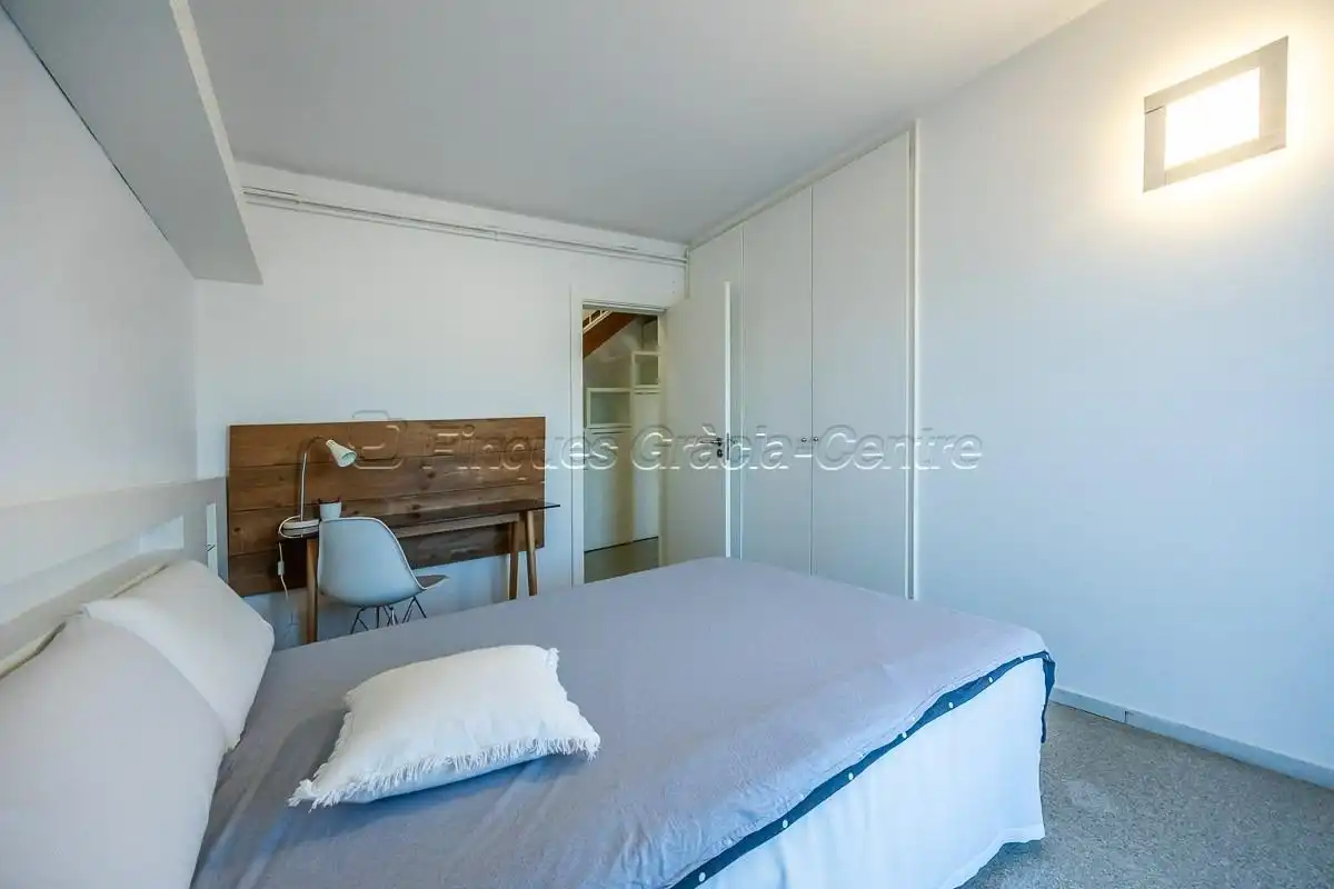 Dormitori de Casa o xalet en venda en Castellar del Vallès amb Calefacció, Jardí privat i Terrassa
