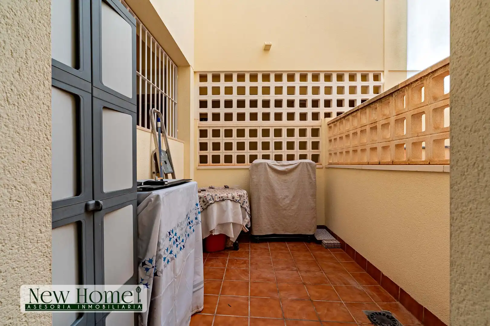 Balcony of Flat for sale in Roquetas de Mar  with Terrace, Furnished and Community pool